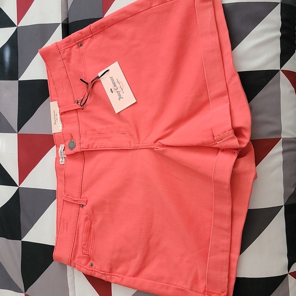 Juicy Couture Pants - Juicy Couture shorts